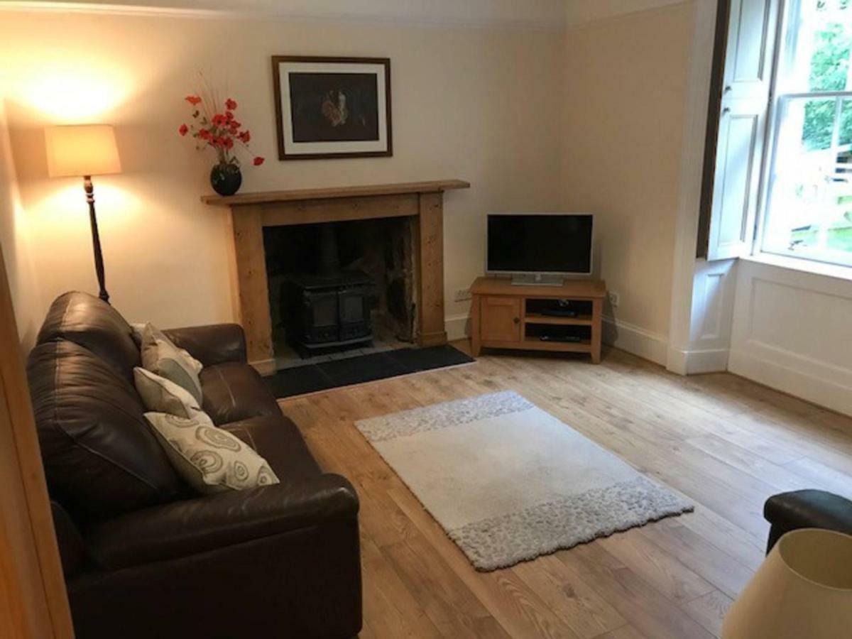 Traditional Family Home In Royal Deeside Aboyne Extérieur photo