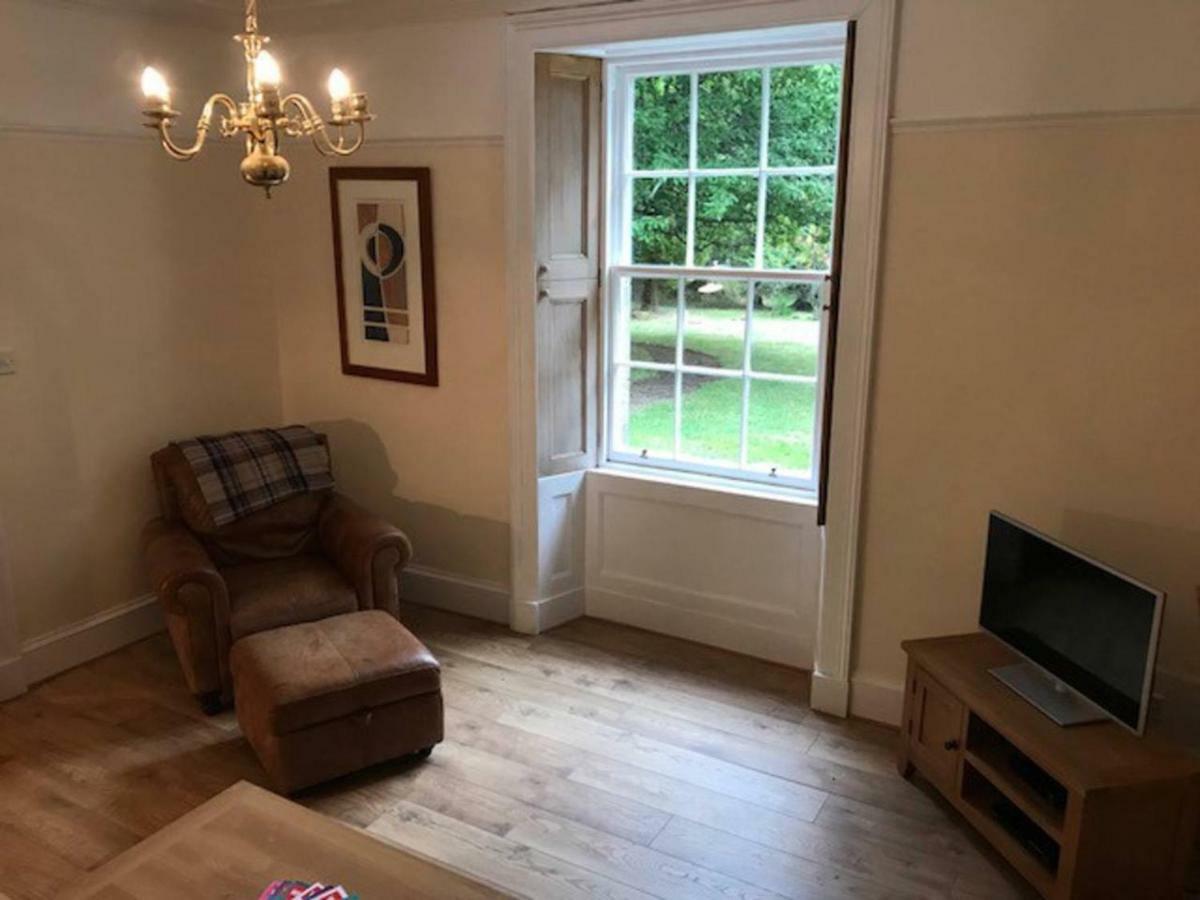 Traditional Family Home In Royal Deeside Aboyne Extérieur photo